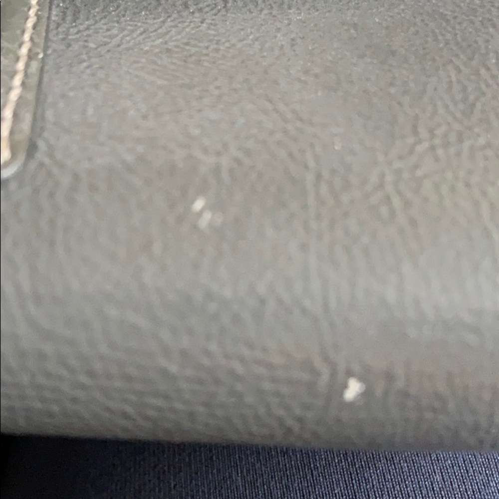 Coach genuine patent leather wallet Legacy Collection flap style - Picture 8 of 8